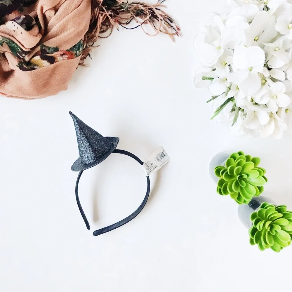 3/$20 NWT Novelty children’s Headband Witch Hat